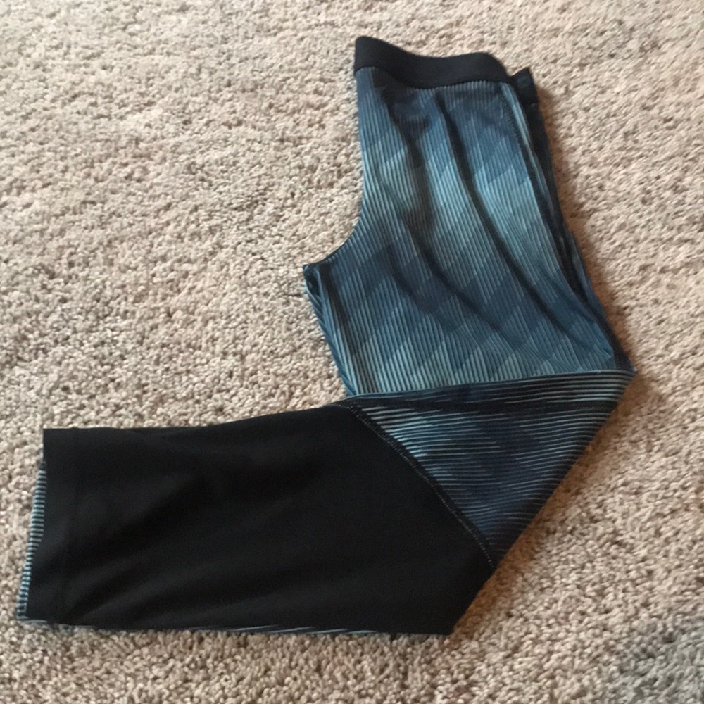 Blue nike capris